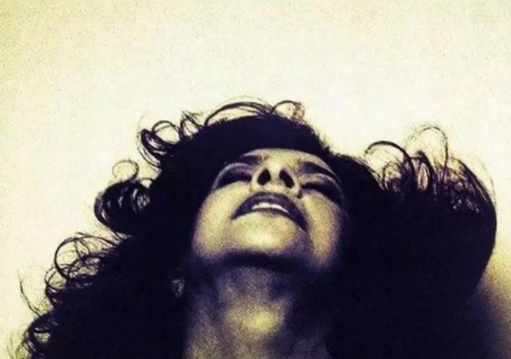 euostranger's tweet image. estratosférica.