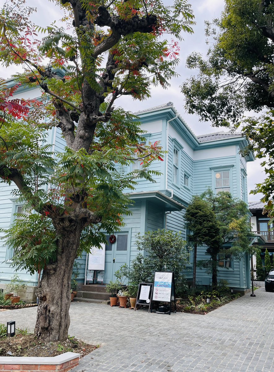 清水玲子先生の原画展へ行ってきました！

私が今見ているのは本当に原画なのか…？となるほど静謐で美しい生原稿たちでした。修正の跡が…ない！
『秘密』MRIシーンの鉛筆原稿がもうすごくて……！！
眼福すぎて、夜になってもまだぼーっとしています

 #清水玲子展
 #旧尾崎テオドラ邸