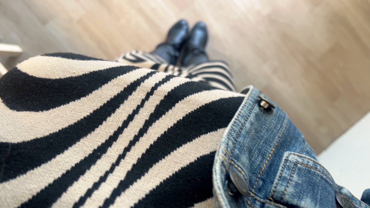 上から 下から 目線から