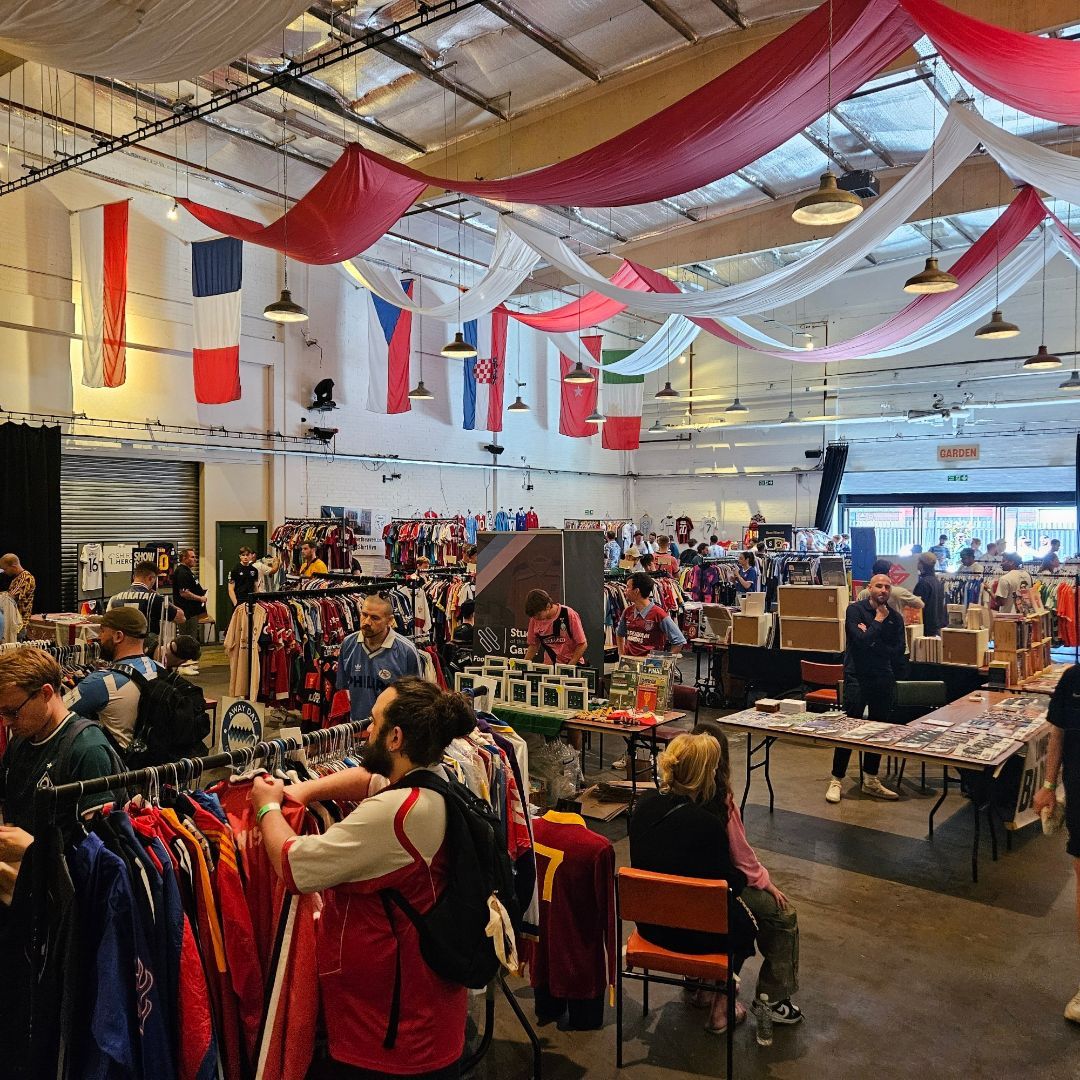 footballfinery's tweet image. Very much looking forward to @rff_uk in Sheffield on Saturday 😁  Always a fabulous  day and a great opportunity to catch up with some familiar faces from the #kitcommunity and meet some more.  

We are hard at work making sure we are ready for the day - we&apos;ll be bringing 700+…