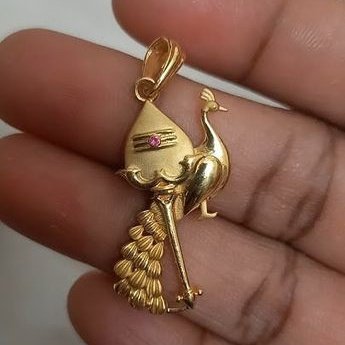 Uma Nair🖤❤️ tweet media