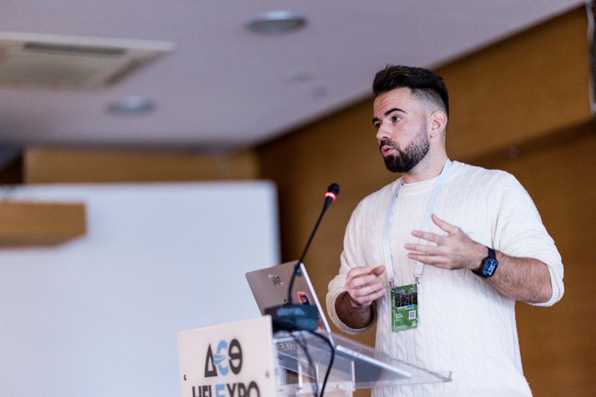 Dimitris Kiriakakis tweet media