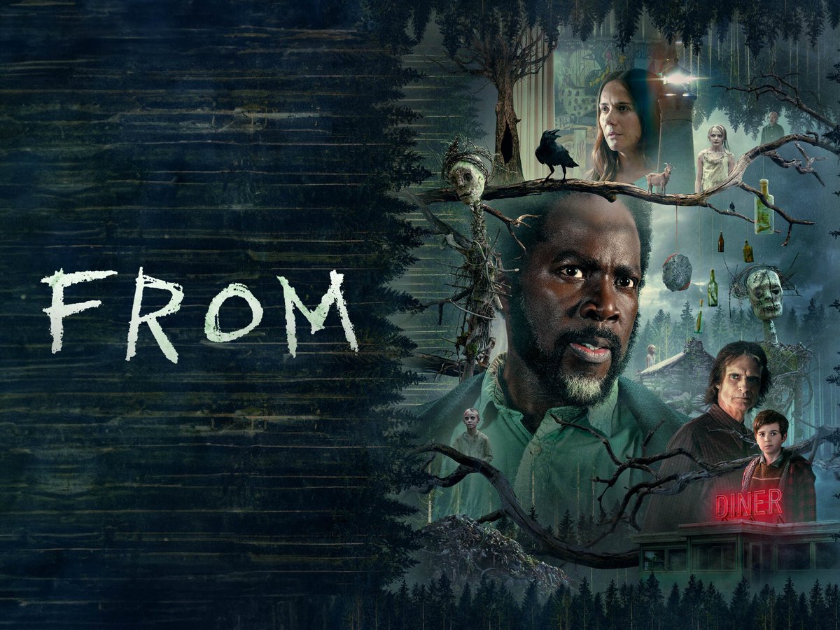 Le tournage de la saison 4 de « FROM » est terminé !

Beaucoup ont découvert les 3 premières saisons et je m’attends à un petit phénomène pour cette saison 4 ( en espérant que la promo soit bonne)

Elle sortira courant 2026 ( normalement sur Paramount+)