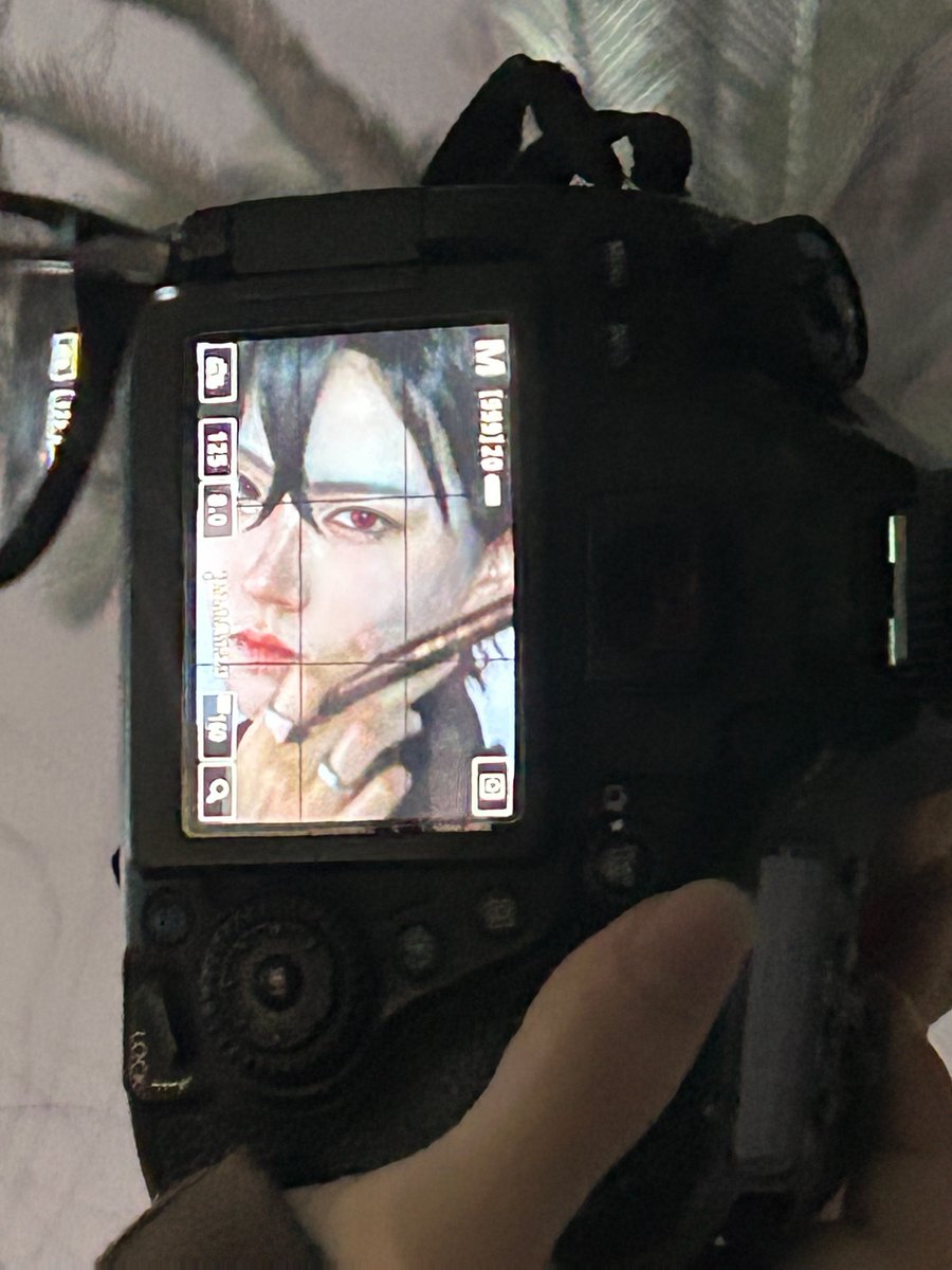 cos
撮影中抜いてもらってた皇坂👑
#brmyコスメ部1109