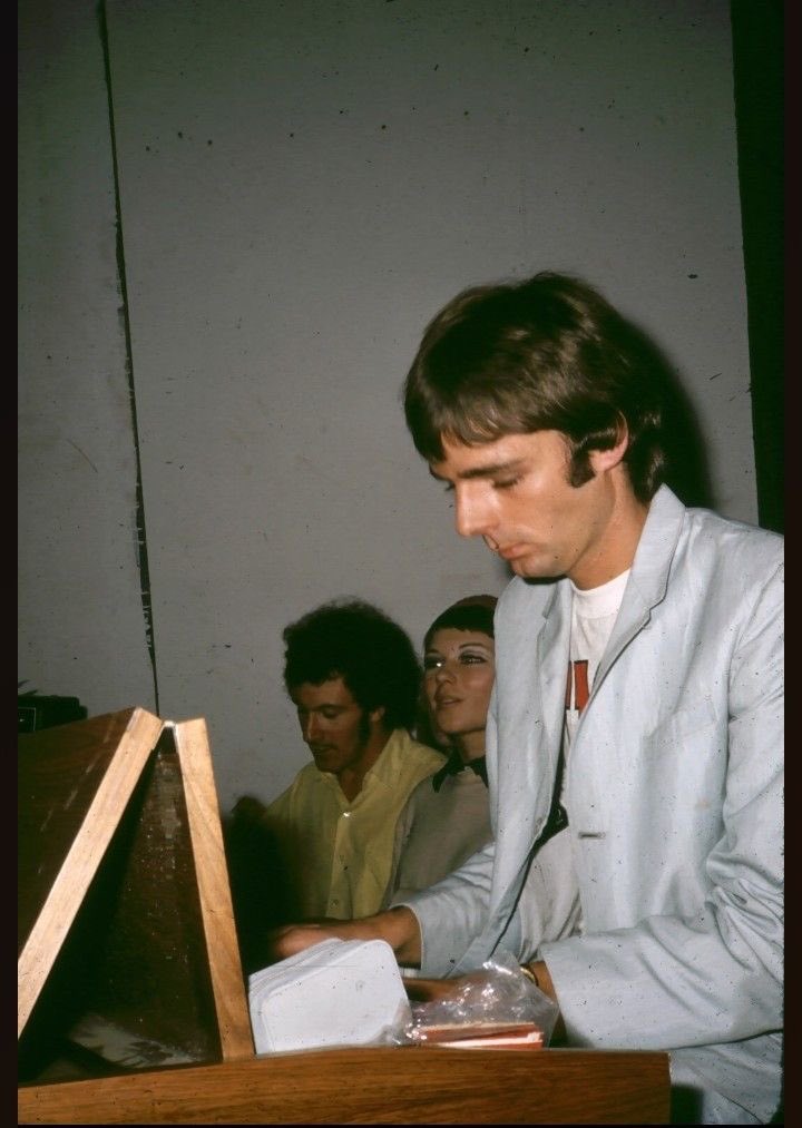 이사진유독한국필터끼우고보게됨