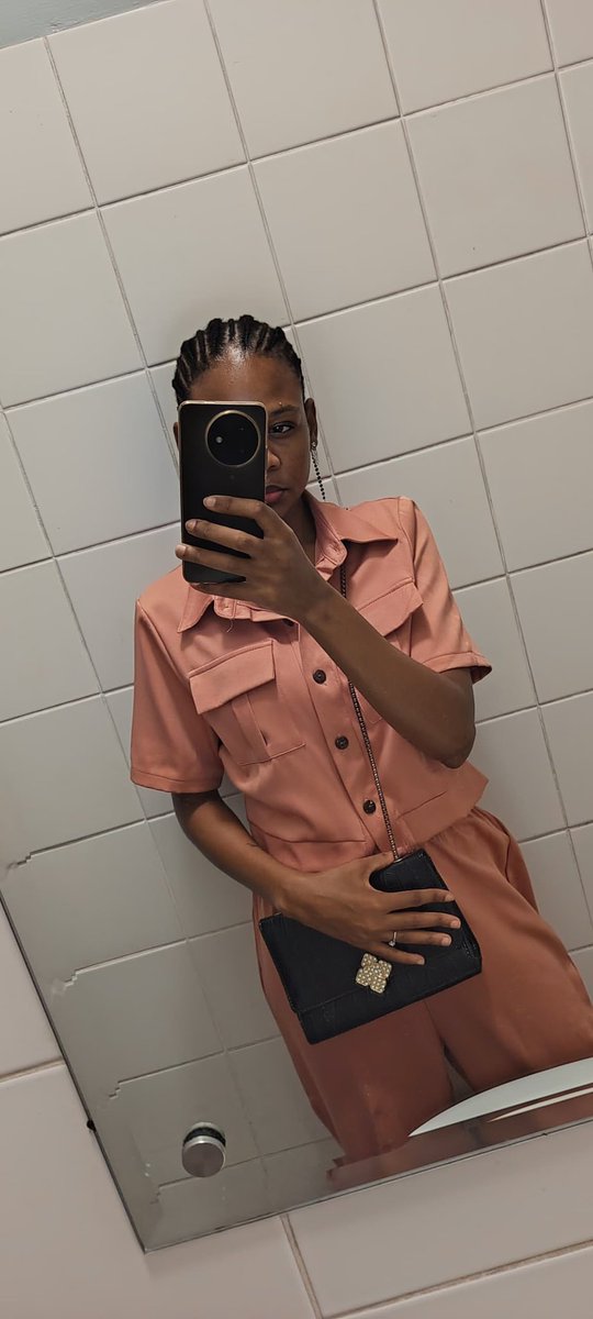 Piscesian™🐟 tweet media