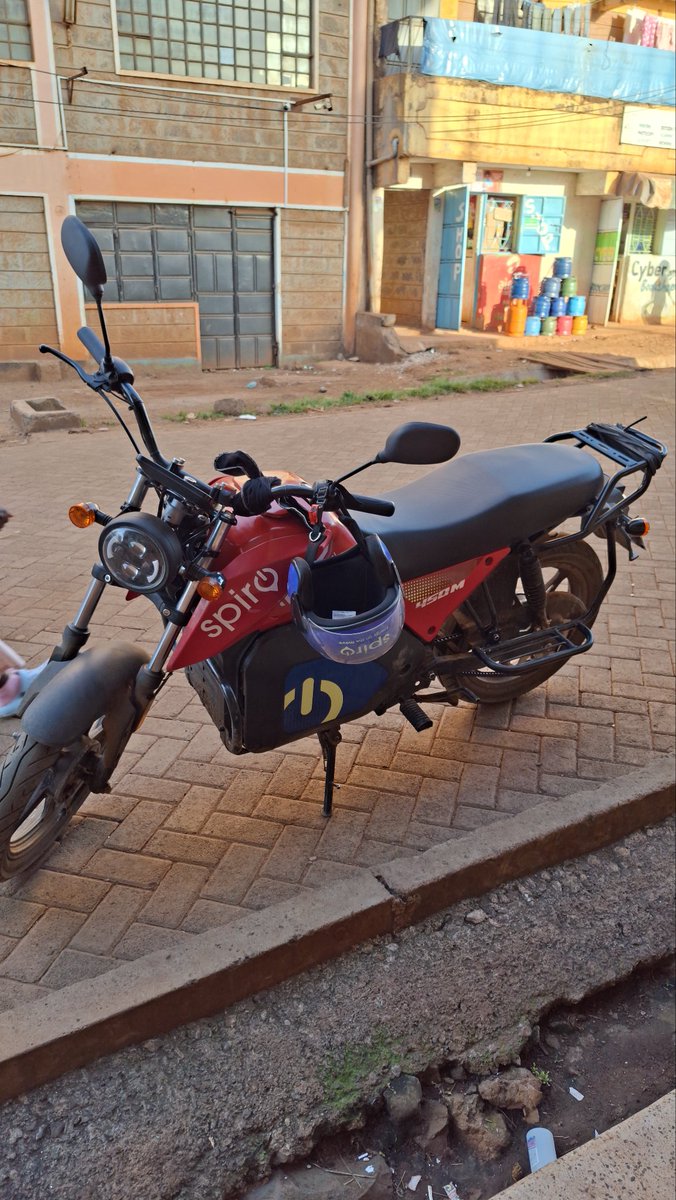 luhya_kidd's tweet photo. Now that everyone is talking about the Spiro EV bikes,this new model is a favourite.
#EnergyOnTheMove https://t.co/Nbw1sZ4GGr