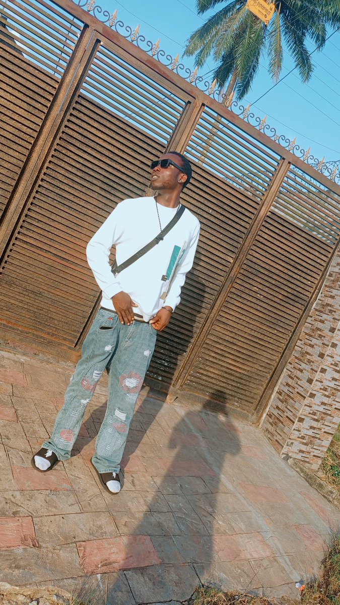 It takes courage to face your own weaknesses"......I must Win🎶💪