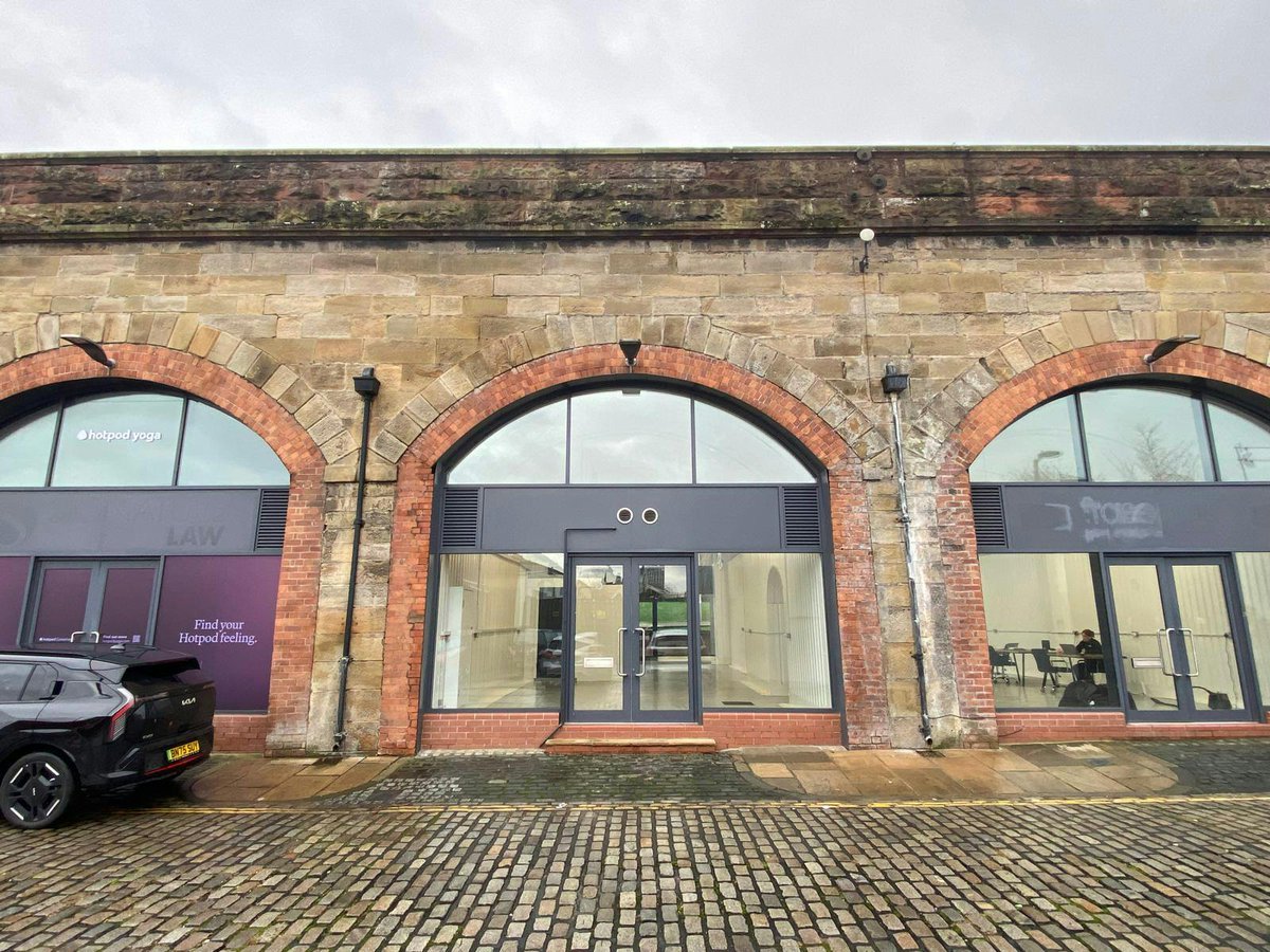 Now Available: Retail/Office Unit To Let at 6 Hymers Court Gateshead. Up to 990 sq ft. #Gateshead #ToLet #Office #Retail #SandersonWeatherall m.search-prop.com/retail-office-…