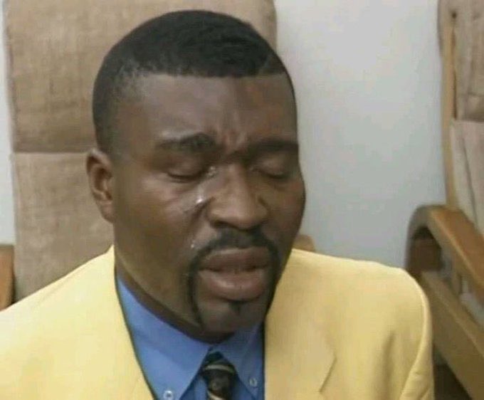 Ikemba147's tweet image. Do people actually meet their soulmates or do we just pick someone and make it work?

I want to understand my own shege right now, please your valid opinions will matter to me.