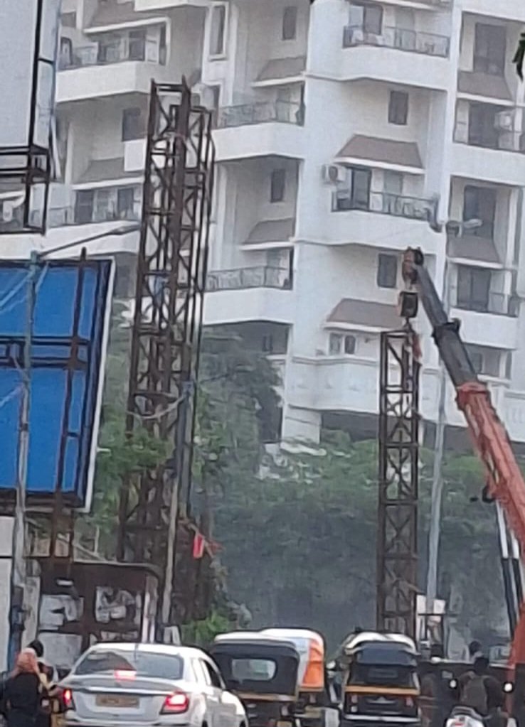 JDhankikar's tweet photo. "Big shoutout to @navalMH PMC Commissioner for taking action against illegal hoardings near Axis ATM in NIBM Annexe Mohammadwadi! More power to the citizens of Pune! Let's join hands to say NO to organized crime and YES to a safer, more orderly city! #PMCAction #PuneAgainstCrime https://t.co/qpejULc25n
