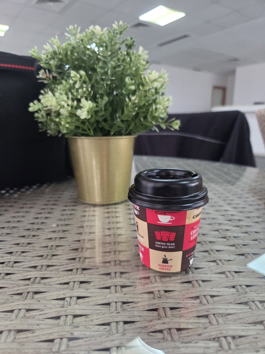 Mali_ikaa's tweet photo. coffee time https://t.co/yyn94ZBytS