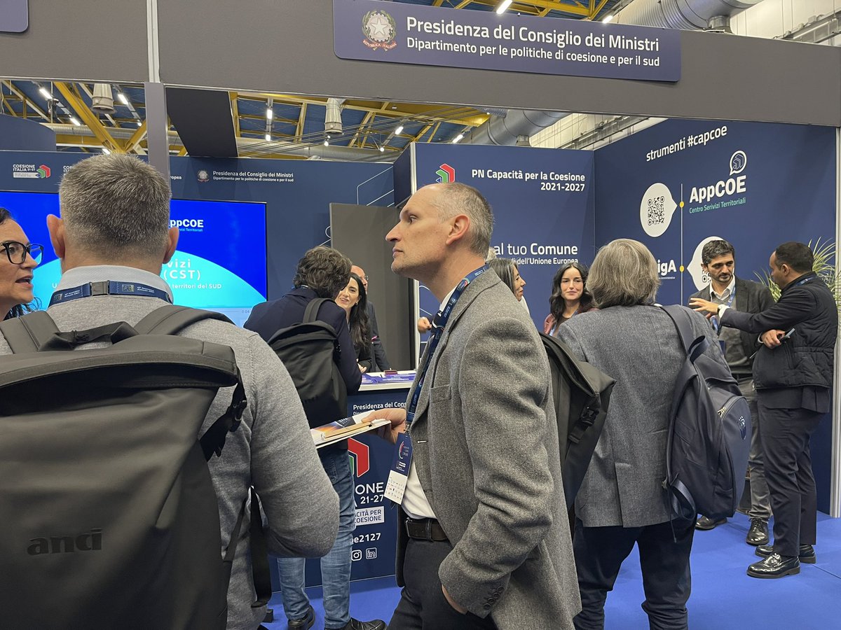 CapCoe2127's tweet photo. #ANCI2025 | Il PN #CapCoe ti aspetta allo stand del Dipartimento per le politiche di coesione e per il Sud per…
🔹 Workshop rivolti agli Enti locali che accolgono i nuovi funzionari del Concorso #RIPAM Coesione
#EUinmyRegion #FondiUE #CapCoe #OIS #assunzioni #CoesioneItalia https://t.co/DFaWRSibgb