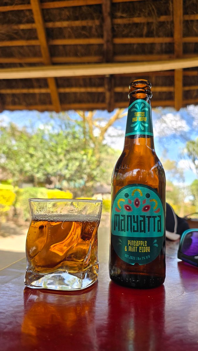 EngMambo's tweet photo. A Manyatta in a Manyatta. @EABL_PLC https://t.co/Qo3vbinUBz