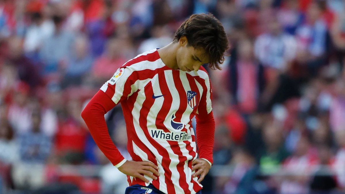 La identidad del Atleti es su gente y eso no depende de los dueños. 

Hemos sobrevivido a un cambio de estadio, un cambio de escudo, "estrellas" que nos menospreciaron, camisetas manchadas como con pintura o rayas torcidas como meandros. 

👇 Prueba del todo mal 👇