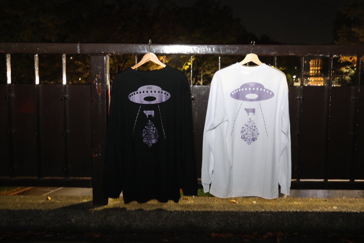 RYU59's tweet image. 新音源LOOPS 15とLOOPS &quot;abduck&quot; long sleeve T-shirt の通販開始しました！

ryskkwmt.thebase.in

最新音源LOOPS 15収録の一曲目はM▼UCHU。
浮遊感あるインスト曲です。

#ryusukekawamoto #loops
