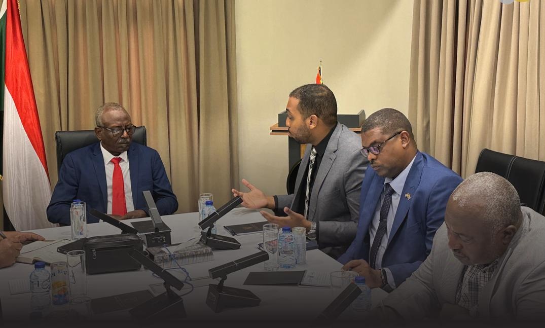 وزير البنى التحتية والنقل: السودان مقبل على نهضة تنموية شاملة ترتكز على قطاع النقل suna-sd.net/posts/ozyr-alb…

#سونا #السودان