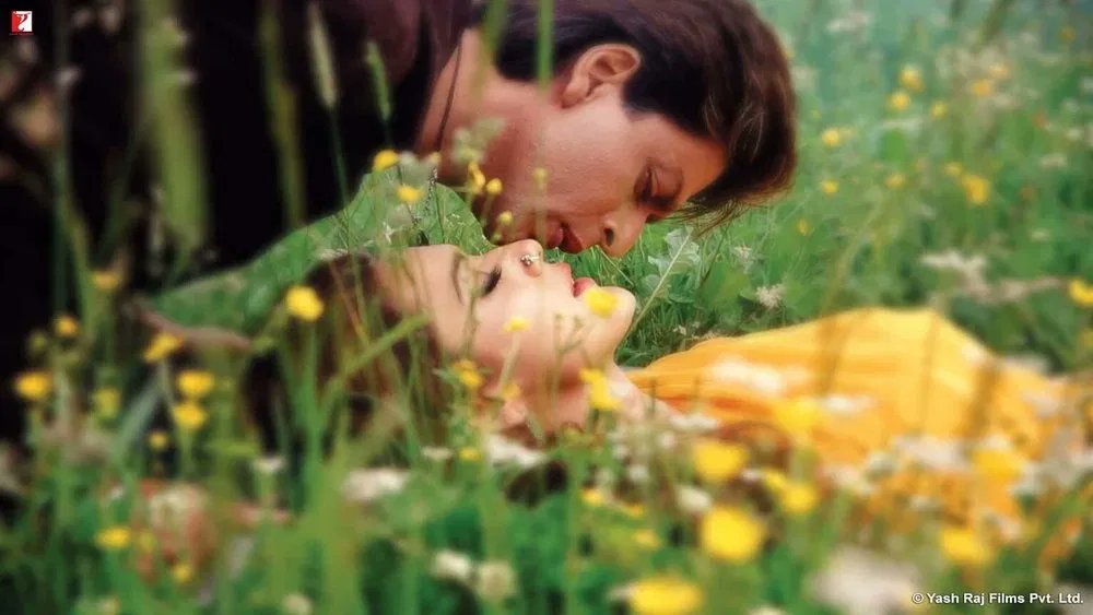 TheCineprism's tweet photo. "Just remember that there is a man across the border... who will give his life for you."

📆 21 years of Veer-Zaara https://t.co/m4jPC76KQP
