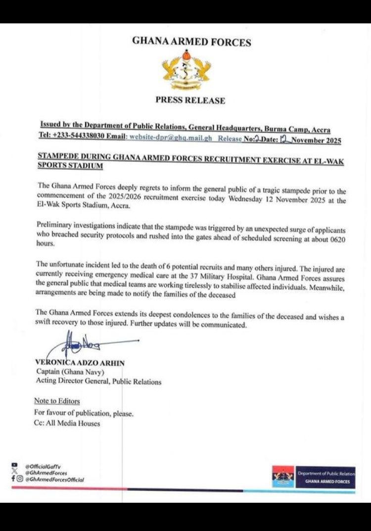 The Ghana Armed Forces has confirmed the tragic passing of six potential recruits and injuries to several others following a stampede at the El-Wak Sports Stadium in Accra ahead of the 2025/2026 recruitment exercise.
#armedforcesrecruitment
#GhanaNews