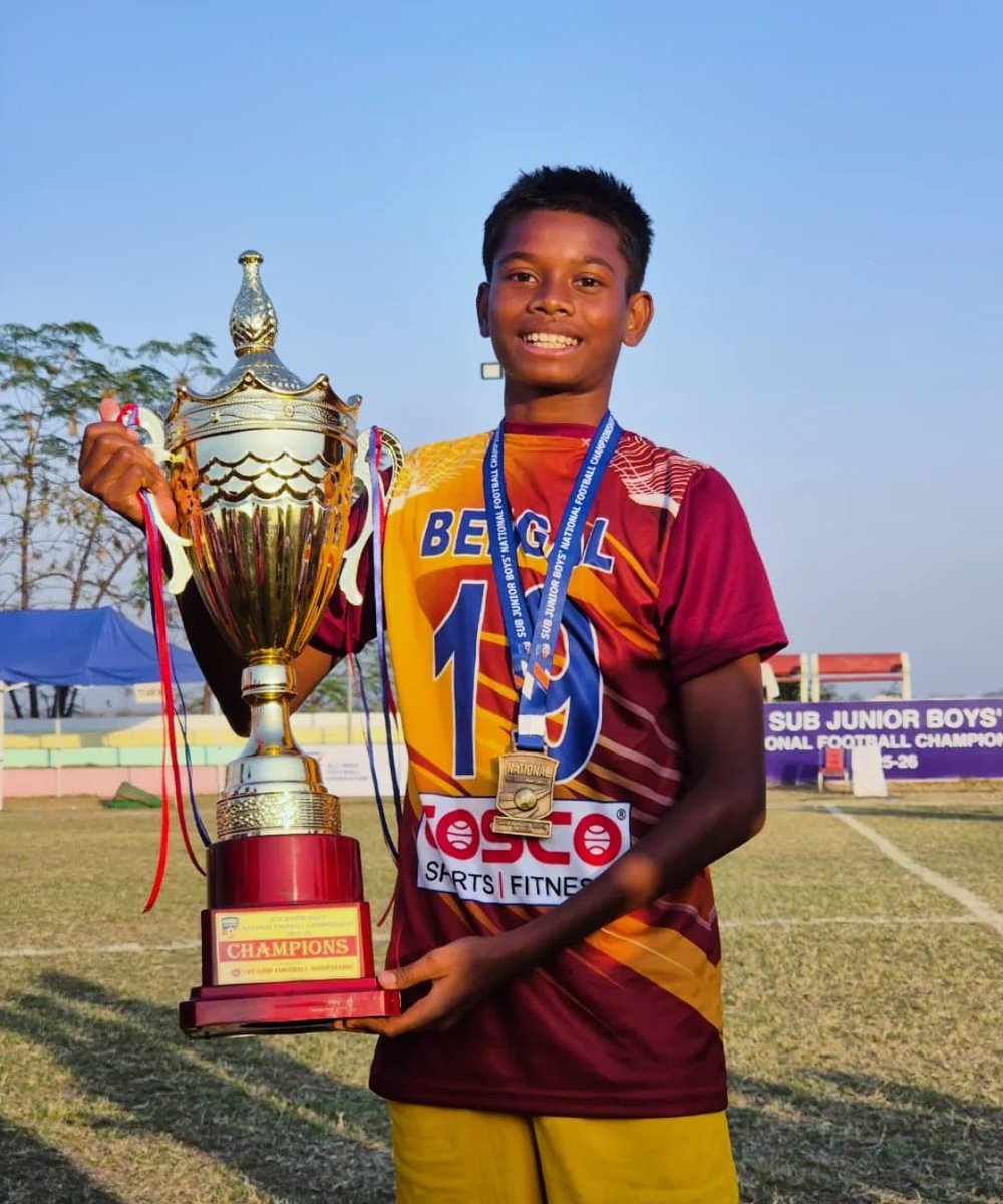torch__bearers's tweet image. Sub Junior NFC Champion East Bengal midfielder Samaresh Murmu ❤️💛

#JoyEastBengal #TorchBearers