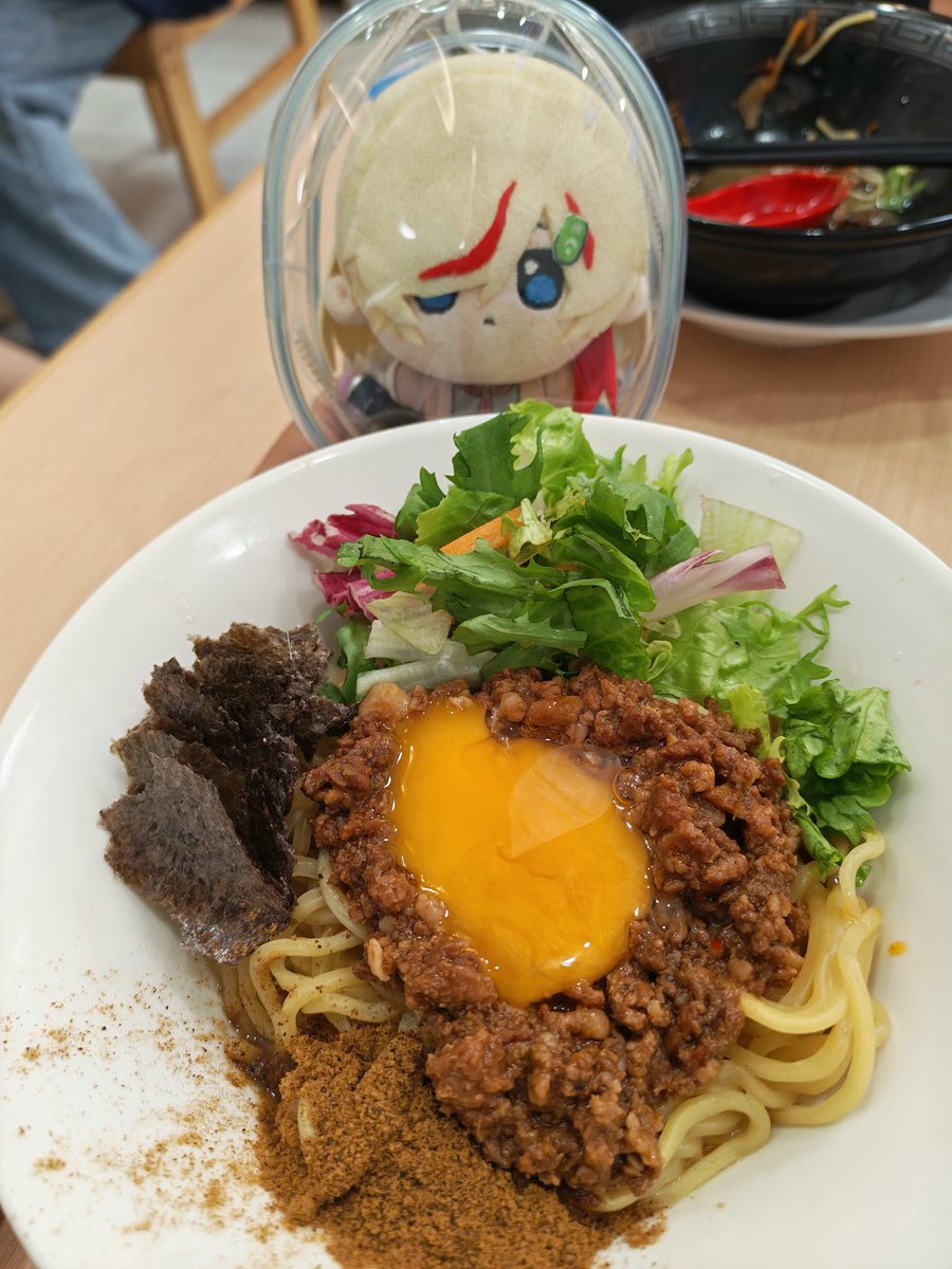 神奇小黄 (@dusk_frontier) on Twitter photo 