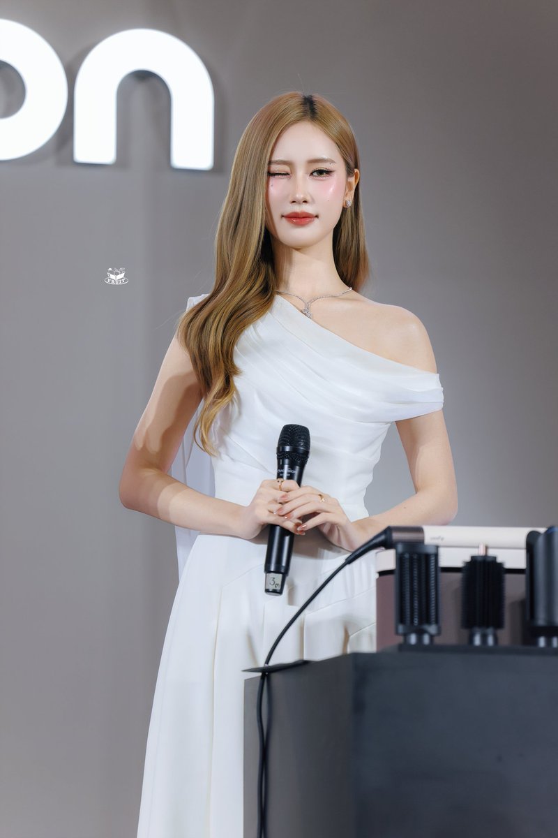 day_fruit71850's tweet photo. 【251112】💅💅

DYSON AIRWRAP2X JANEYEH
#DysonAirwrap2xJaneyeh https://t.co/OsBfsb7vNR