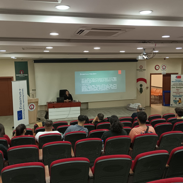 exchangeiste's tweet photo. İSKENDERUN TEKNİK ÜNİVERSİTESİ’NDE ERASMUS+ PROGRAMLARI TANITIM TOPLANTISI DÜZENLENDİ

Haber linki:

https://t.co/9Z9yzITr5M https://t.co/zJL67WFzg7