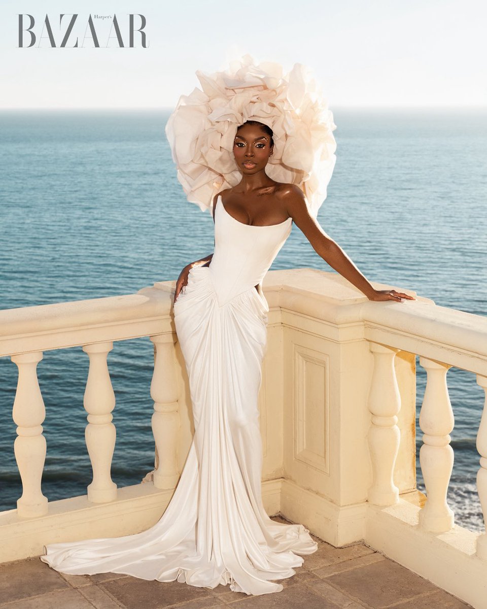 KMay_TV's tweet image. ✨ Olandria Carthen luce etérea en Harper’s Bazaar Vietnam. 🌸📸

#OlandriaCarthen #HarperBazaar #Fashion #Elegancia