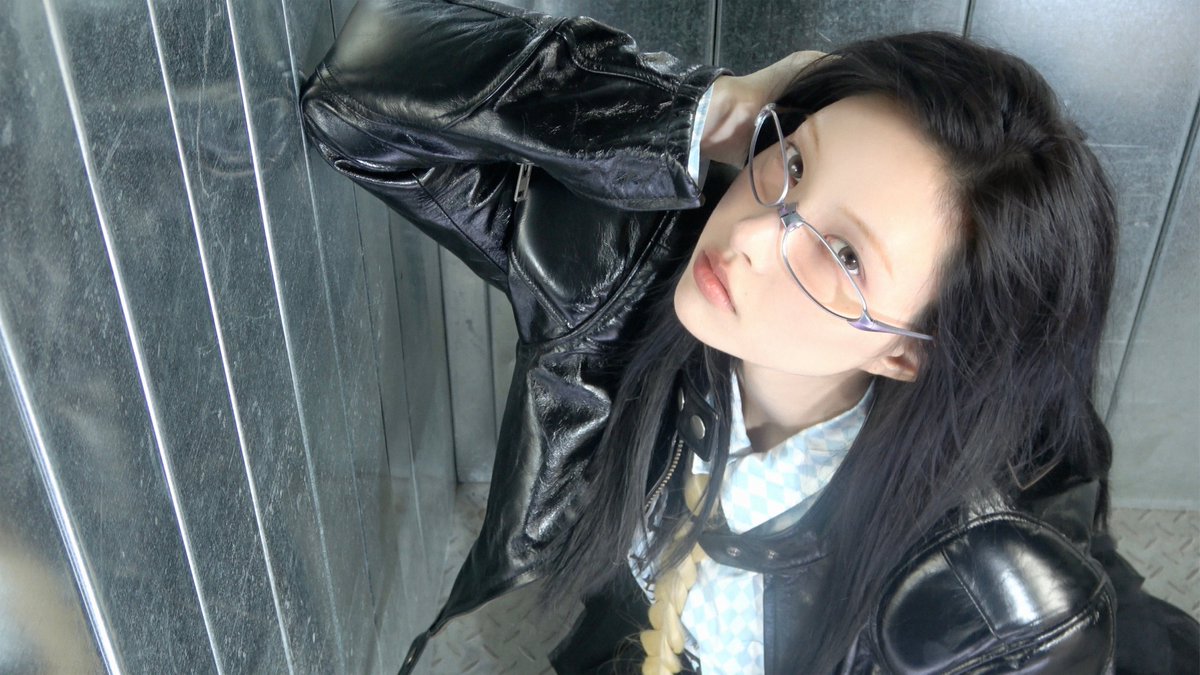 BELIFTLAB's tweet image. NOT MY NAME Photo 🏎 🕶🔫 - #YUNAH #윤아

2025.11.24 6PM (KST)
#ILLIT #아일릿
#NOT_CUTE_ANYMORE #NOT_MY_NAME