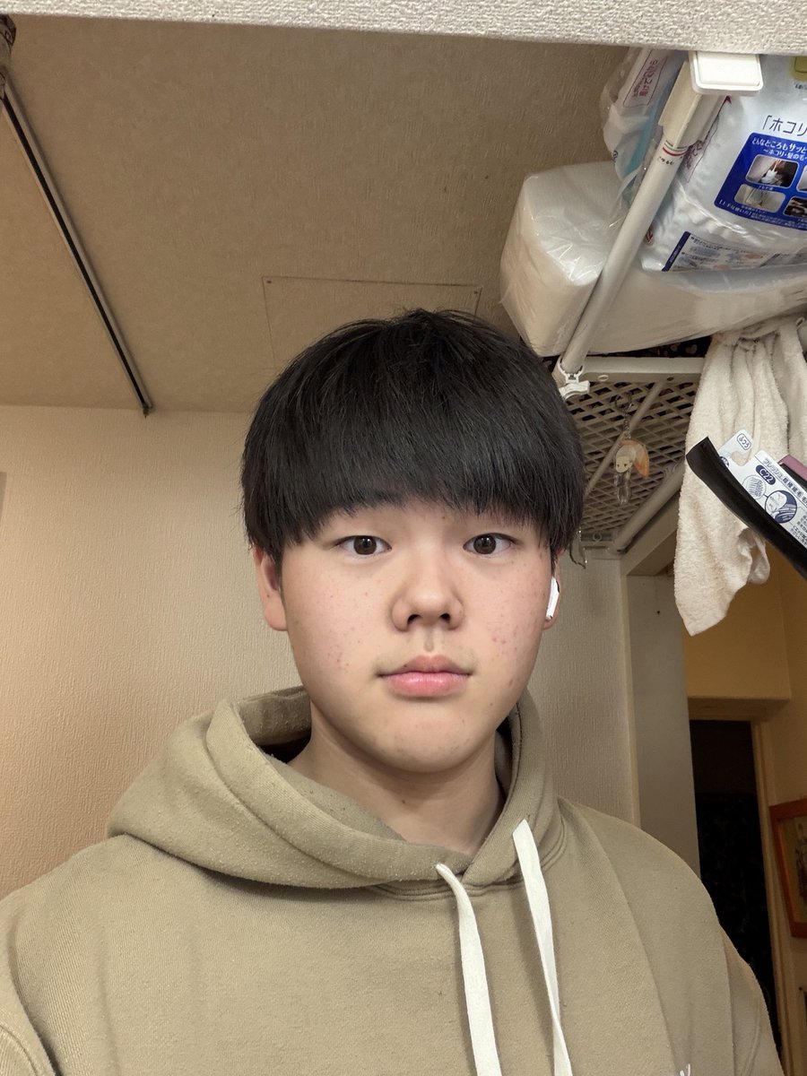 MDR_server's tweet image. なんかパーマ落としたらクソガキになった
 #ゲイ #大学生 #都内 #千葉