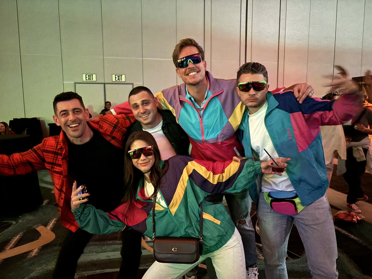 ELBlearning's tweet image. What. A. Night. 🔥 Our DevLearn VIP Party was totally off the hook, filled with 90s hits, epic costumes, and a dance floor that didn’t quit! Huge thanks to everyone who came out to party with us and make it a night to remember. 💿🎉 #DevLearn #DevLearn2025