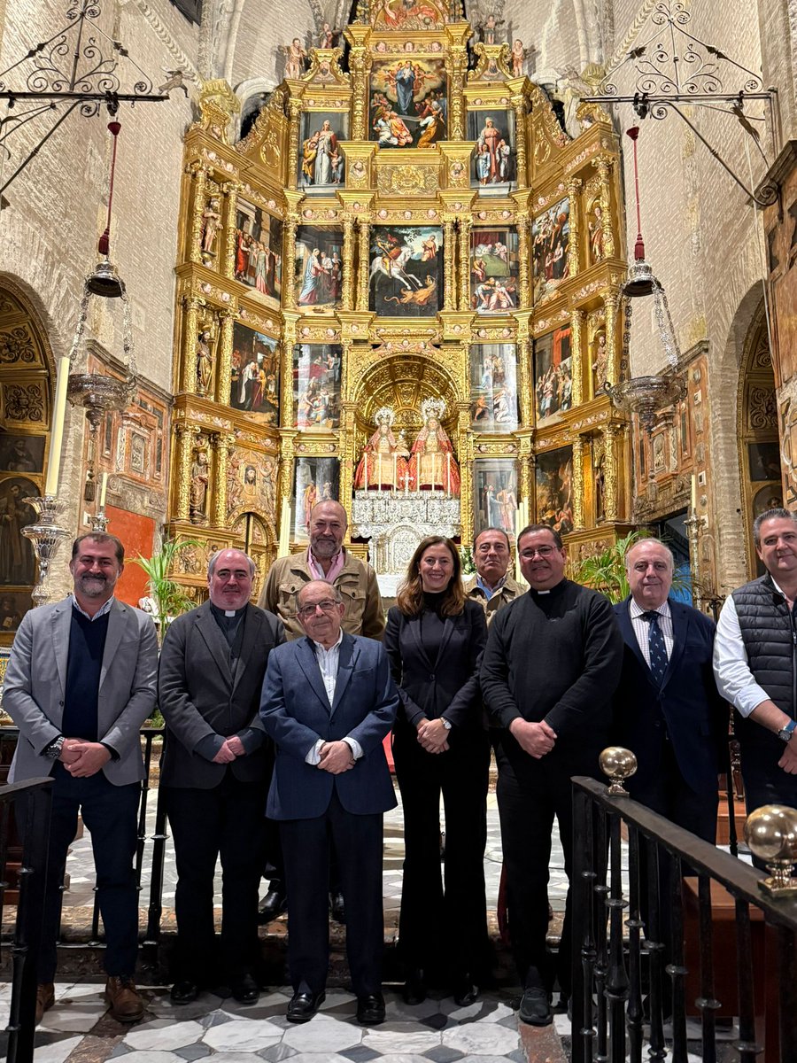 Agradecemos sinceramente a nuestro hermano D. José María Rubio Rubio por la interesante y profunda disertación ofrecida anoche.

Su reflexión nos ayudó a comprender aún más el sentido de la fe y la devoción costalera. 🙏

#MadreDeDiosDelRosario #Triana #Costaleros