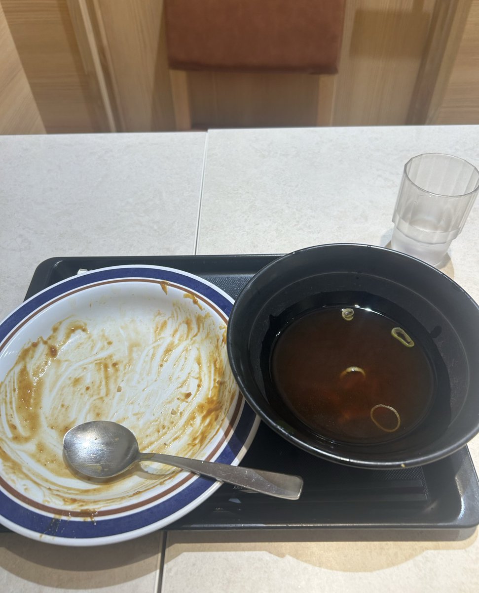 piyo_hiyokoman2's tweet image. 蕎麦とカレーカツ丼うまかったー！
