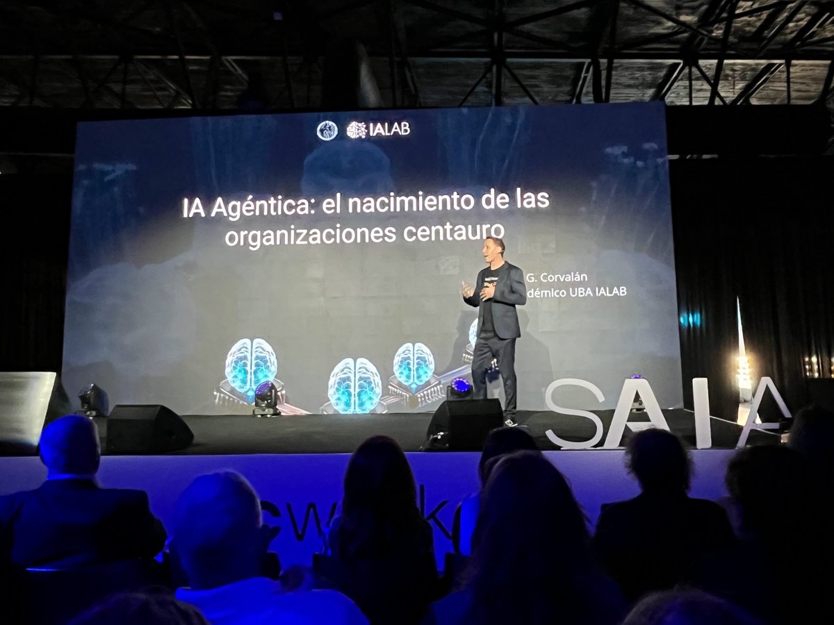 ch4rleston's tweet image. 🤖 IA en acción: del sector público a la industria

Ayer participé en la conferencia anual de @SAIA_AR, la Sociedad Argentina de Inteligencia Artificial.

Fue interesante conocer de cerca cómo la IA está transformando tanto el sector público como la industria, y escuchar a…