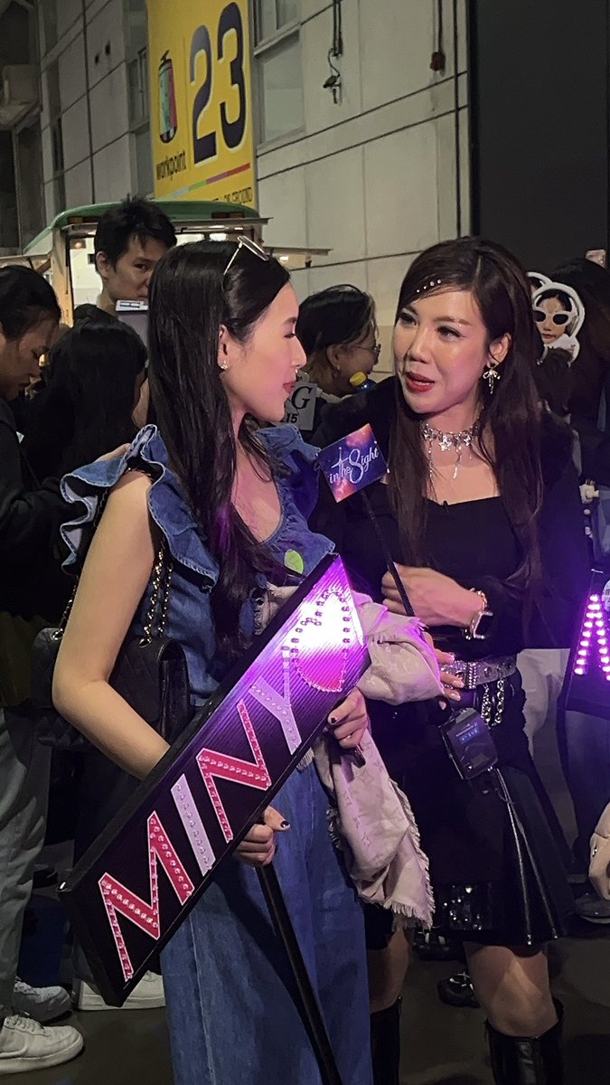mmas_Da98's tweet image. พี่สาวมินนี่ พี่มิวสวยมาก เรียบร้อยพูดเพราะ  

 #InThe8ight #minymynx