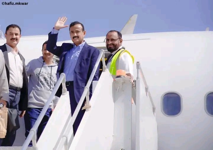 قاهر الإخوان يغادر شبوة.. درب السلامة سيادة السلطان في حفظ الله ورعايته✋️