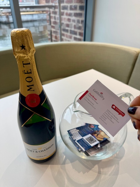 influence__ltd's tweet image. And the winner is... 🍾

Another excellent East Midlands Expo in Nottingham this week

Today we have done the draw from our business card drop, and the lucky winner of a bottle of MOET is Paul Bruce at @gallifordtry -  Congrats Paul!  🙌🏽

#eastmidlandsexpo #landscapearchitect