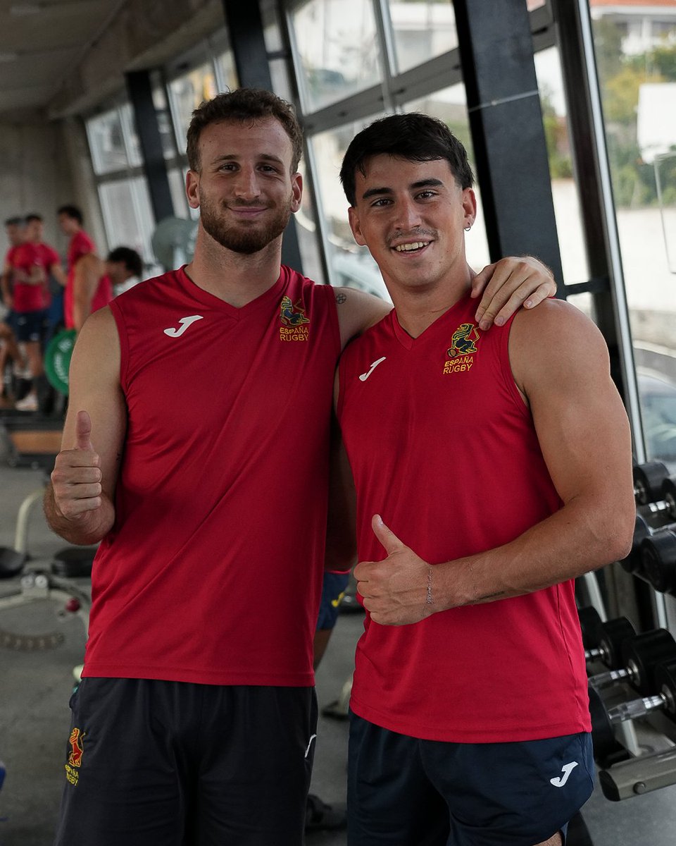 ferugby's tweet image. 𝐆𝐲𝐦 𝐭𝐢𝐦𝐞💪🏻

#LoQueNosUne | #Leones7s #TrainingNonStop