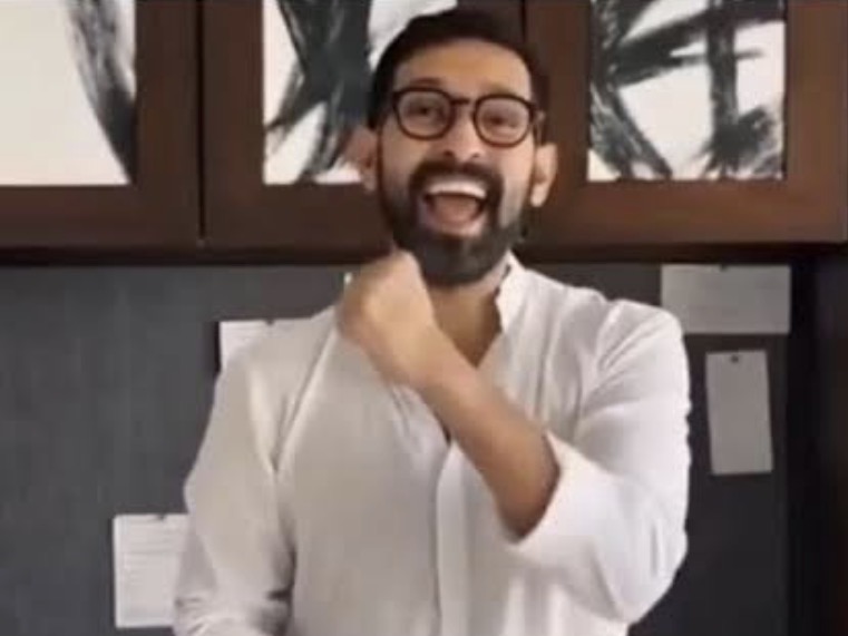 Riz tweet media