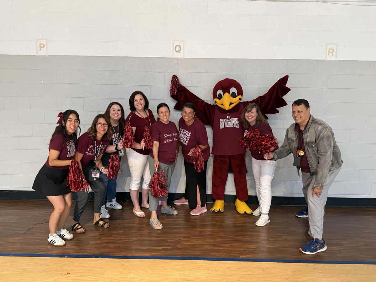 Say hola to our Dual Language dream team! 🌟 They make learning fun, meaningful, and bilingüe! 💬📖