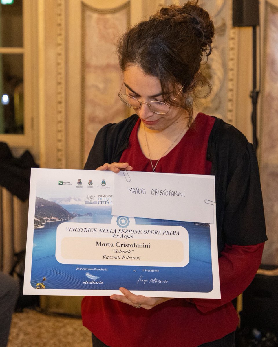 Racconti edizioni tweet media