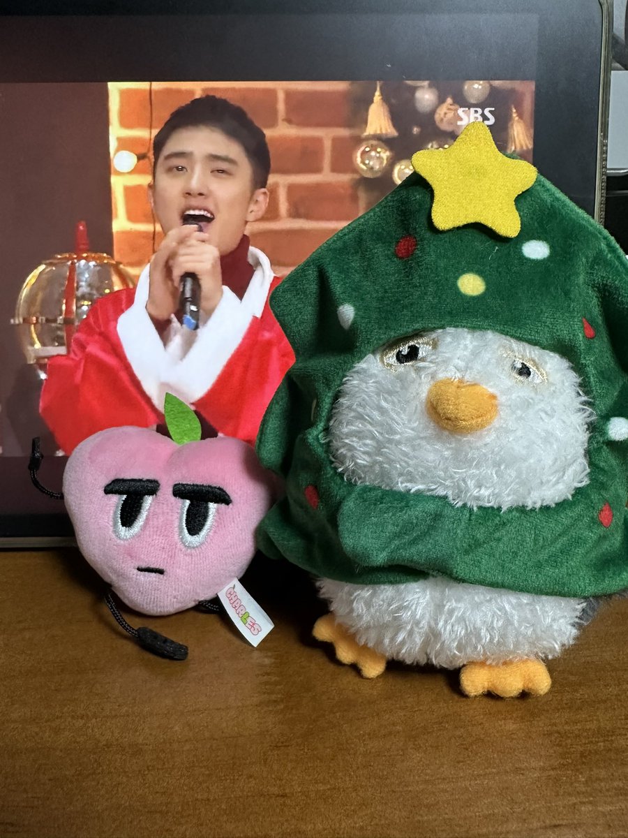 eexoee171's tweet photo. 단돈 천원으로 행복해짐 히히히 https://t.co/iCxxWnIDKN