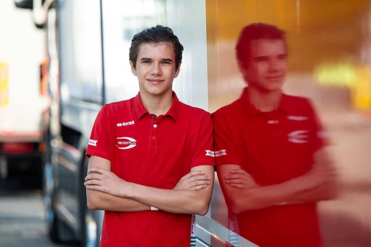 feeder_series's tweet image. DRIVER ANNOUNCEMENT | 🇧🇷 Beco Bernoldi joins Prema Racing for the 2026 Italian F4 and E4 seasons!

The 16-year-old will be making his single-seater debut, stepping up from karting.

📸 Prema Racing

#ItalianF4 #E4