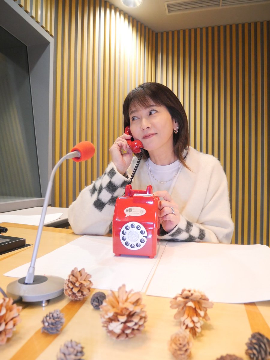 森高千里さんが有楽町から生放送❣️ リクエストやメッセージは 10