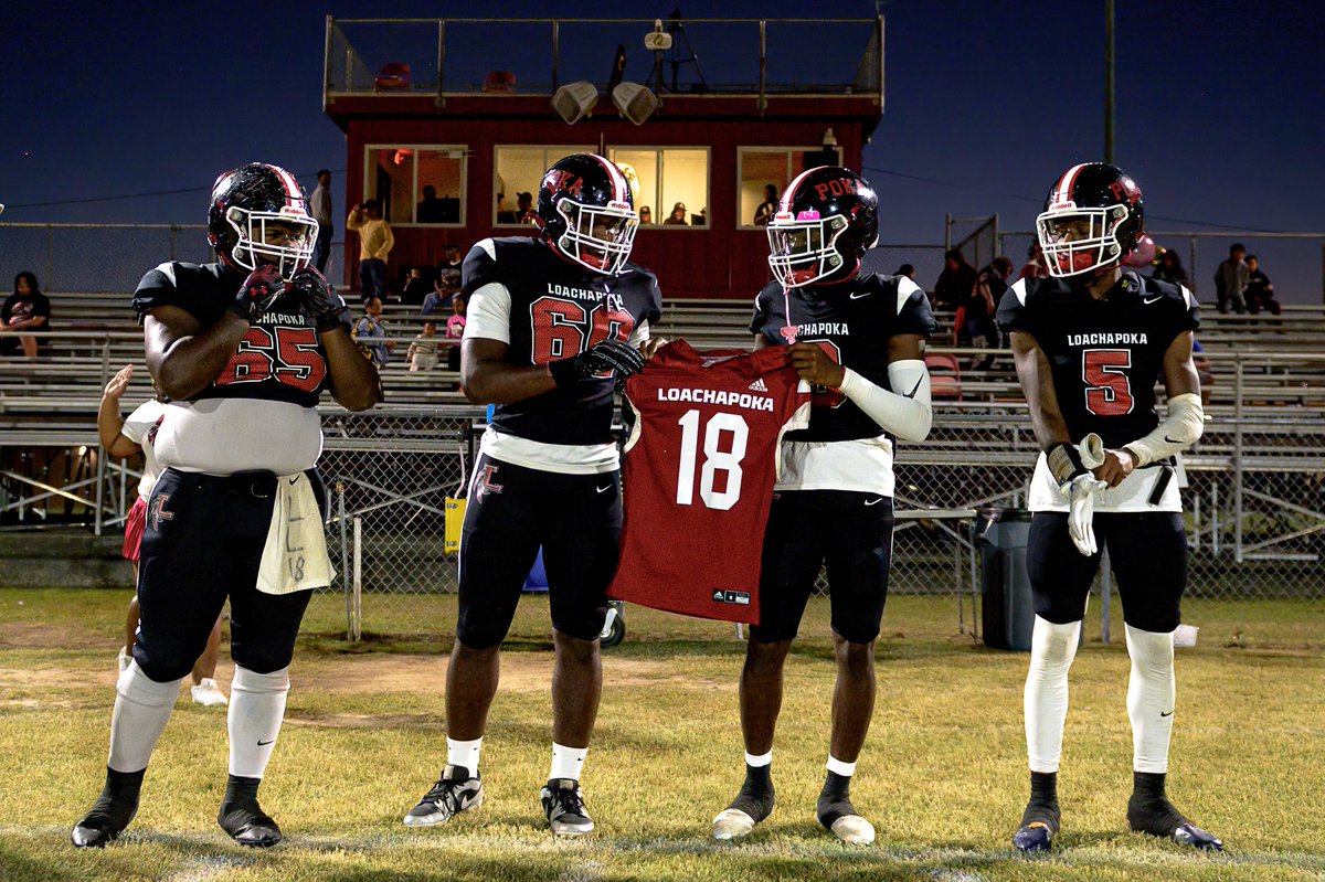 LoachapokaAD's tweet photo. @PokaAthletics @PokaUFootball Let's win this for #18 #Gary #Playoffs One more game at Jones-Tate Field. #PokaPride https://t.co/xhpxfCj85p