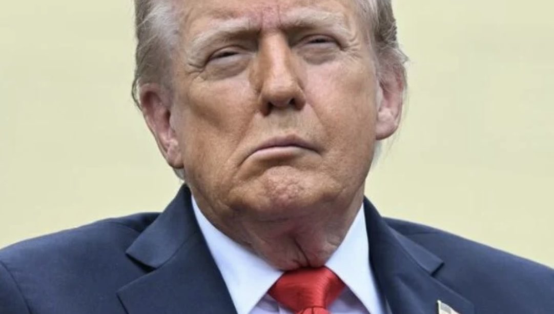 Out of 350 million Americans… this is the best we’ve got? 😬