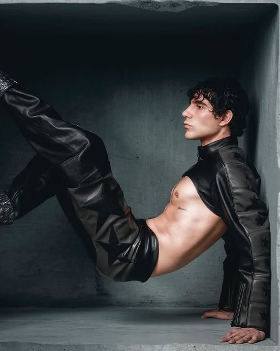 A quem interessar possa, dizem as más línguas que os Javis terminaram!

Mesmo assim, as lendas chamadas Javier ainda pensam em continuar trabalhando juntos