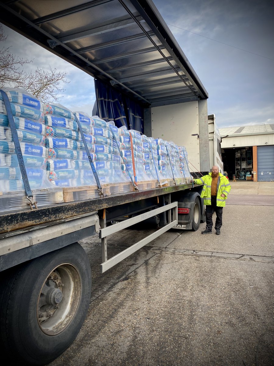 pss_flooring's tweet image. 🚚 Truckload Delivery of @MapeiUKLtd at @pss_flooring

Need high-performance screed for your next project? ​
💙 Try Mapei Ultraplan Renovation Screed 3240

👇 For a smooth, level and even floor give our #TeamPlanners a call:
☎️ 020 7609 8321 

#Planners #Mapei #Ultraplan