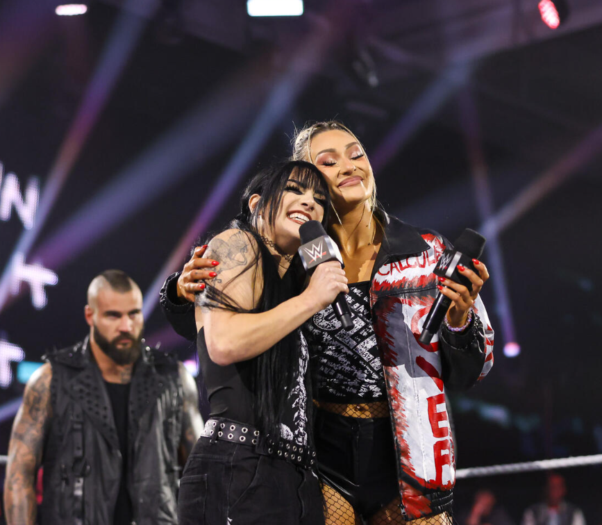 divadirt's tweet image. Tatum Paxley, Thea Hail, Blake Monroe &amp;amp; Fallon Henley Shine Ahead Gold Rush dlvr.it/TPDC8b #Headlines #NXT #Uncategorized #AlbaFyre