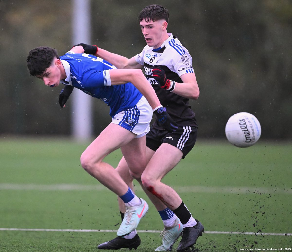 ClareChampion's tweet photo. TUS Corn Ui Mhuiri Round 2, Group 1 at Banteer. The final score is  @StFlannans 1-13 @PSceine 2-14  Photographs by John Kelly. #peil #cornuimhuiri https://t.co/wSAS2sbWaa